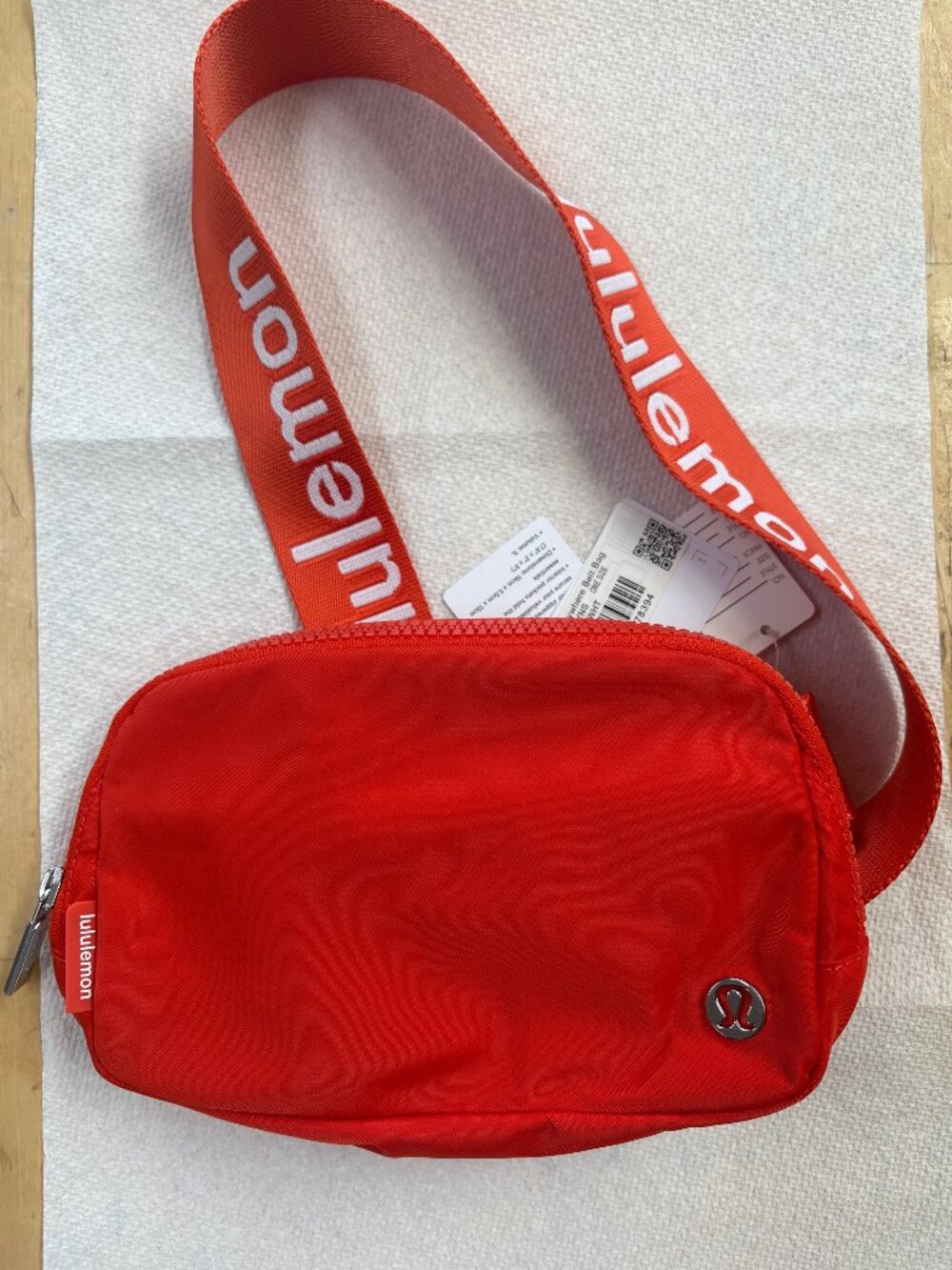 *NEW* Lululemon Everywhere Belt Bag